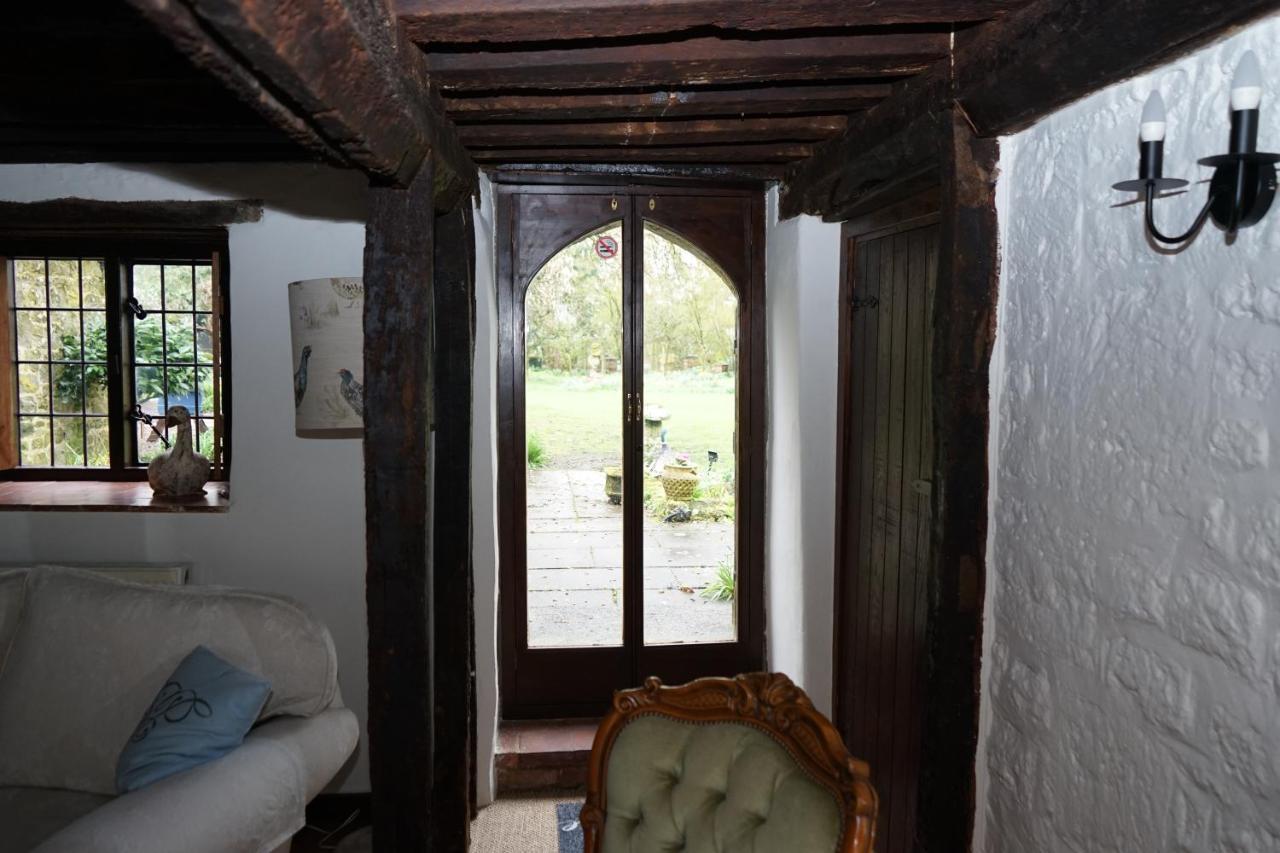 Character 2 Double Bedroom Cottage In 沙夫茨伯里 外观 照片