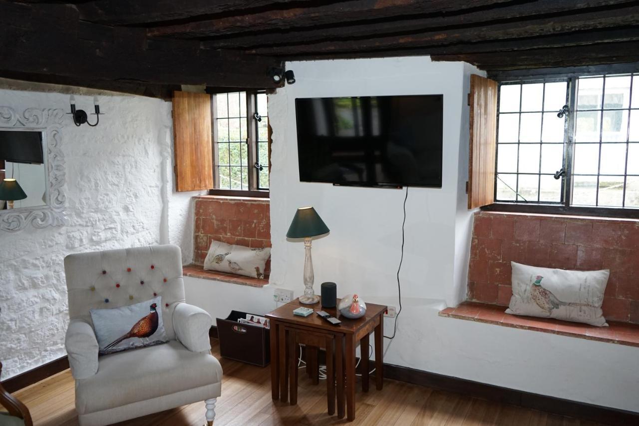 Character 2 Double Bedroom Cottage In 沙夫茨伯里 外观 照片